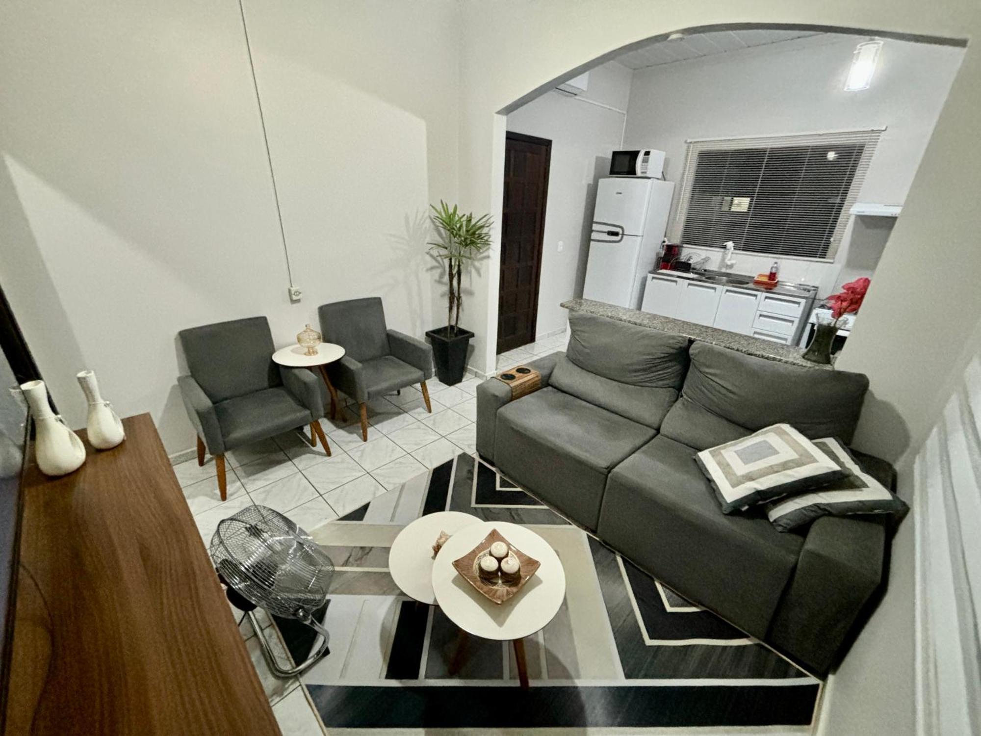 Domiciliar Em Lucas Do Rio Homestay